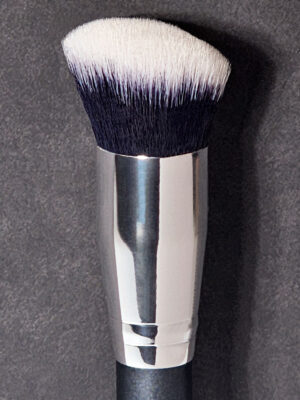 Foundation Brush Oblique by Dark Asteroid Pretty